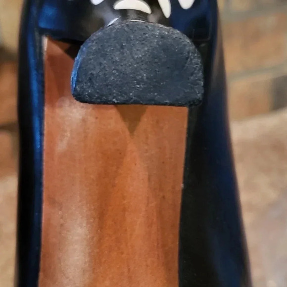 Stuart Weitzman 'Circles' Heels Leather Polka Dot Bow Wmns Sz 7 Narrow 5W630481 - Picture 12 of 13